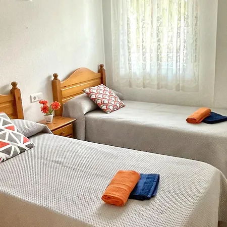 Apartbeach Juncos 3 Gran Terraza Y Soleado *